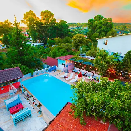 Tuthaliya Hotel Gelemis Exterior photo